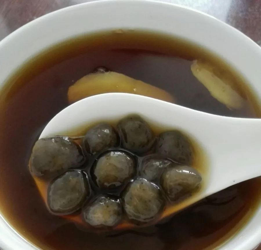 鸡屎藤.jpeg